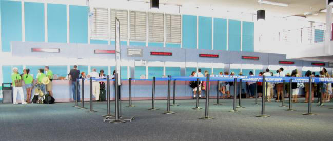 RCCLチェックインカウンター